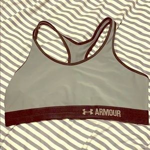 🌺Under Armour Sports Bra🌺